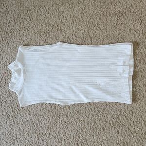 Turtleneck Sleeveless Top Size S